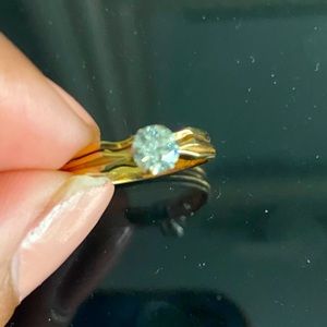 Diamond ring, classic